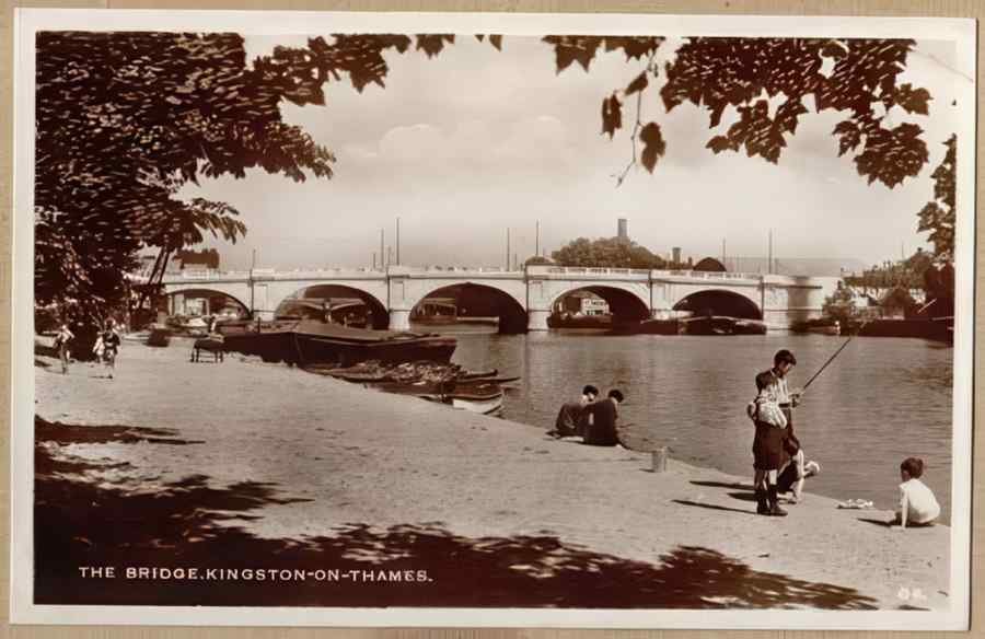 Surrey England13677 Vintage A4 Photo Print