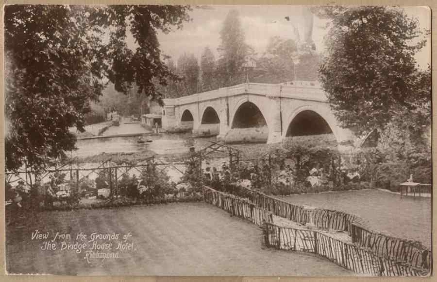Surrey England15678 Vintage A4 Photo Print