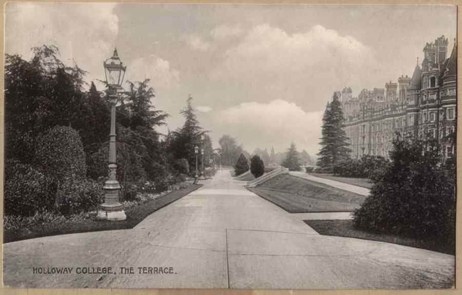 Surrey England15846 Vintage A4 Photo Print