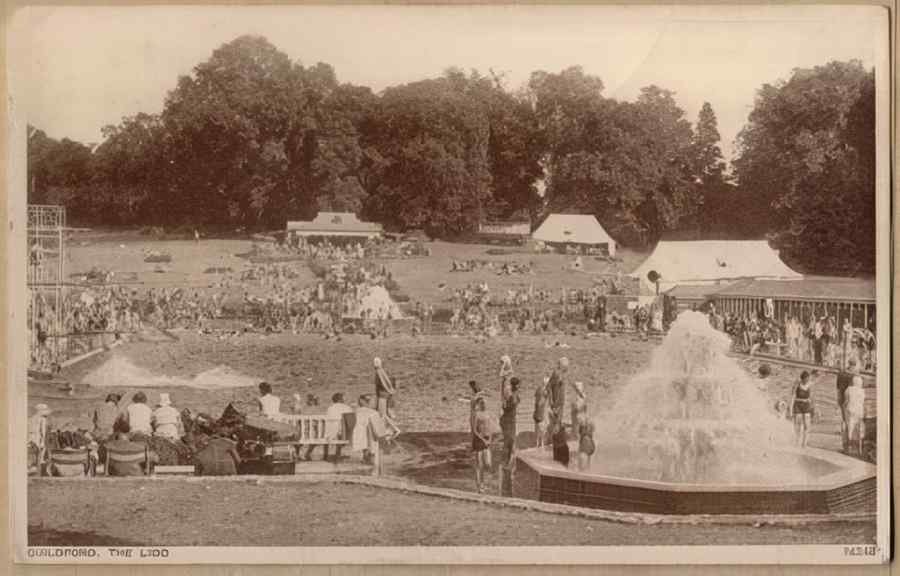 Surrey England16329 Vintage A4 Photo Print