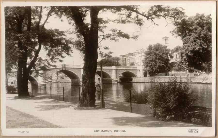 Surrey England18575 Vintage A4 Photo Print