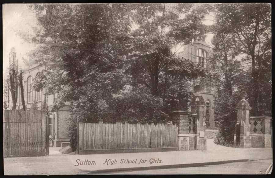 Surrey England20679 Vintage A4 Photo Print