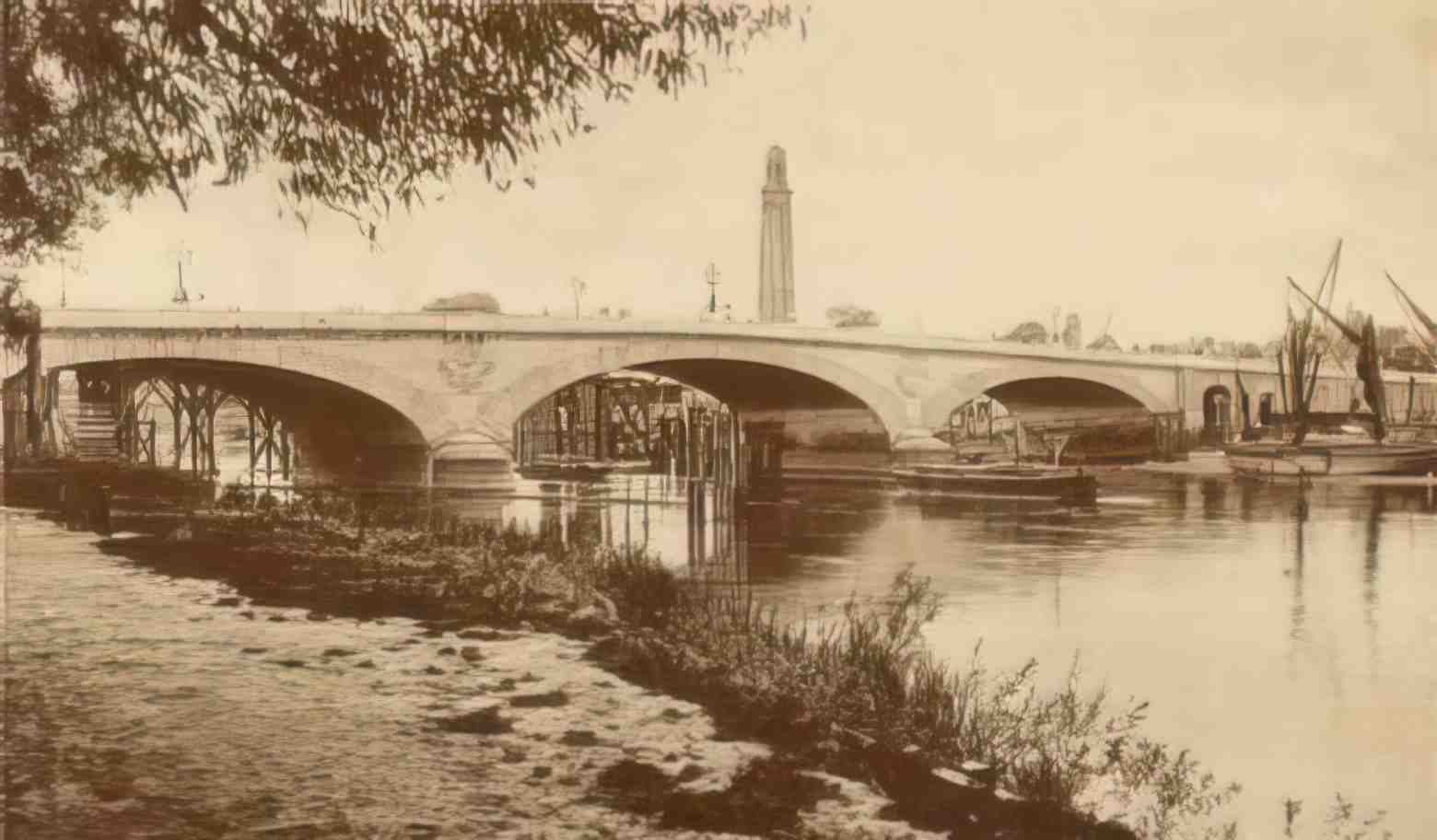 Surrey Kew Bridge Vintage A4 Photo Print
