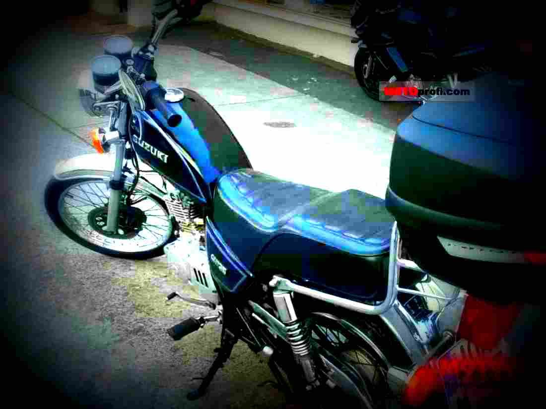 Suzuki AN 125 1997 5 motorbike A4 Photo Print
