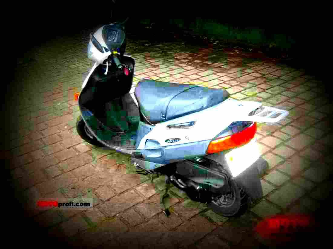 Suzuki AN 125 1998 6 motorbike A4 Photo Print