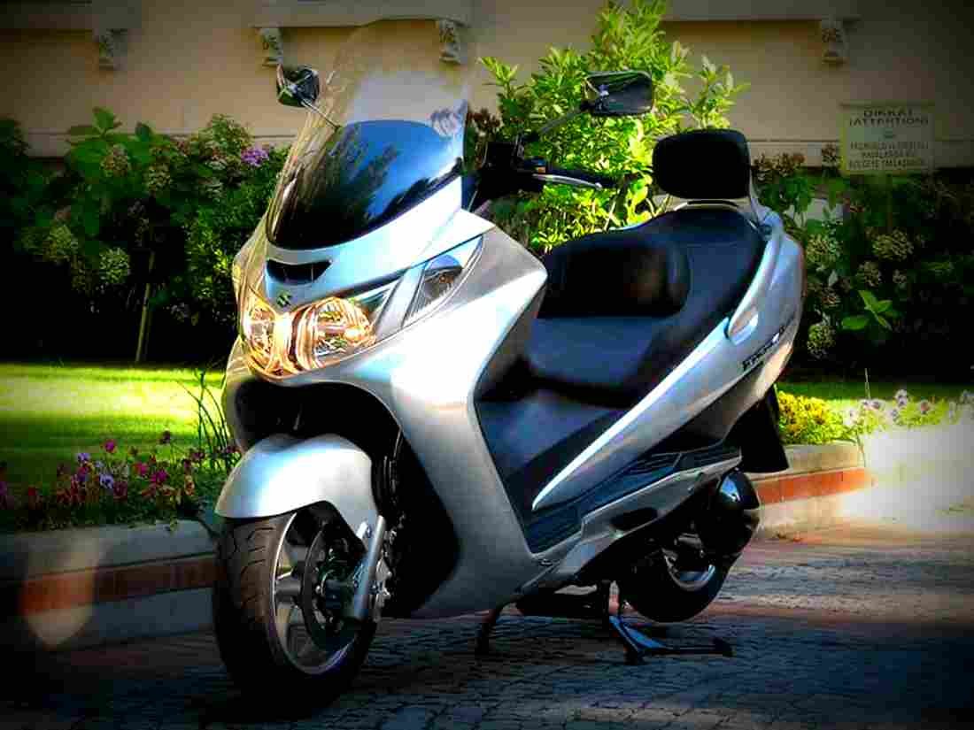 Suzuki AN 400 Burgman 2006 2 motorbike A4 Photo Print