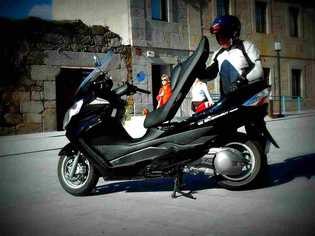 Suzuki AN 400 Burgman 2006 4 motorbike A4 Photo Print
