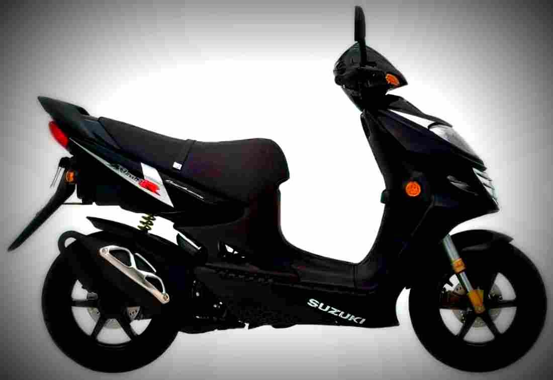 Suzuki AY50A Katana AY50A 1 motorbike A4 Photo Print