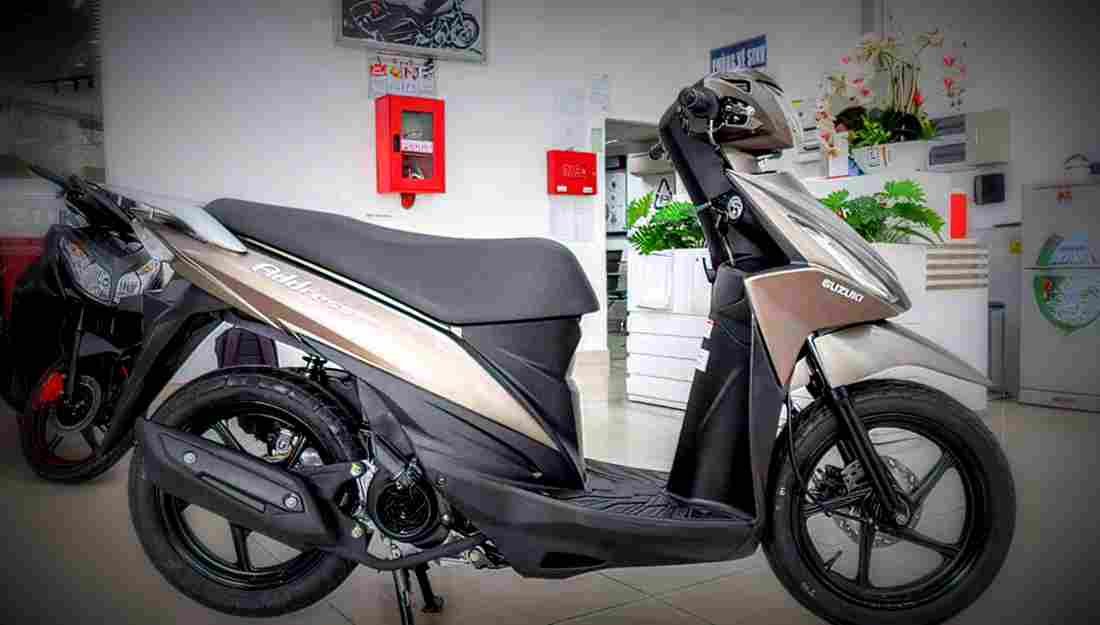 Suzuki Address 2018 3 motorbike A4 Photo Print