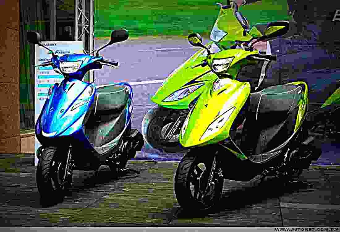 Suzuki Address V 125 Address V 125 5 motorbike A4 Photo Print
