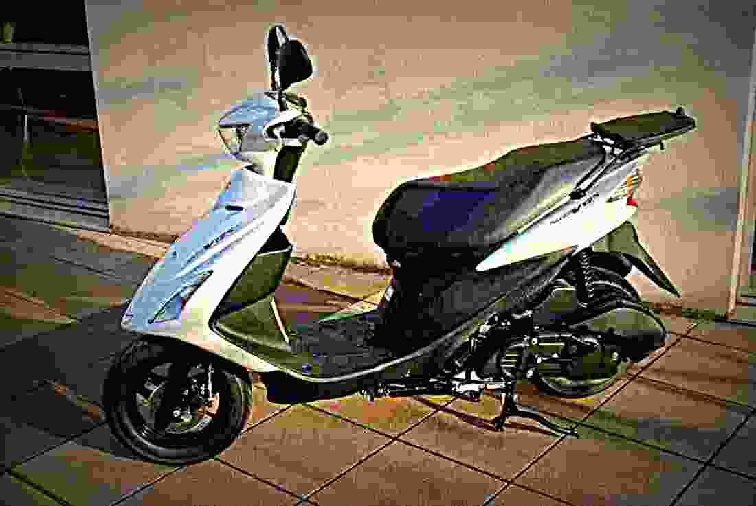 Suzuki Address V 125 Address V 125 6 motorbike A4 Photo Print