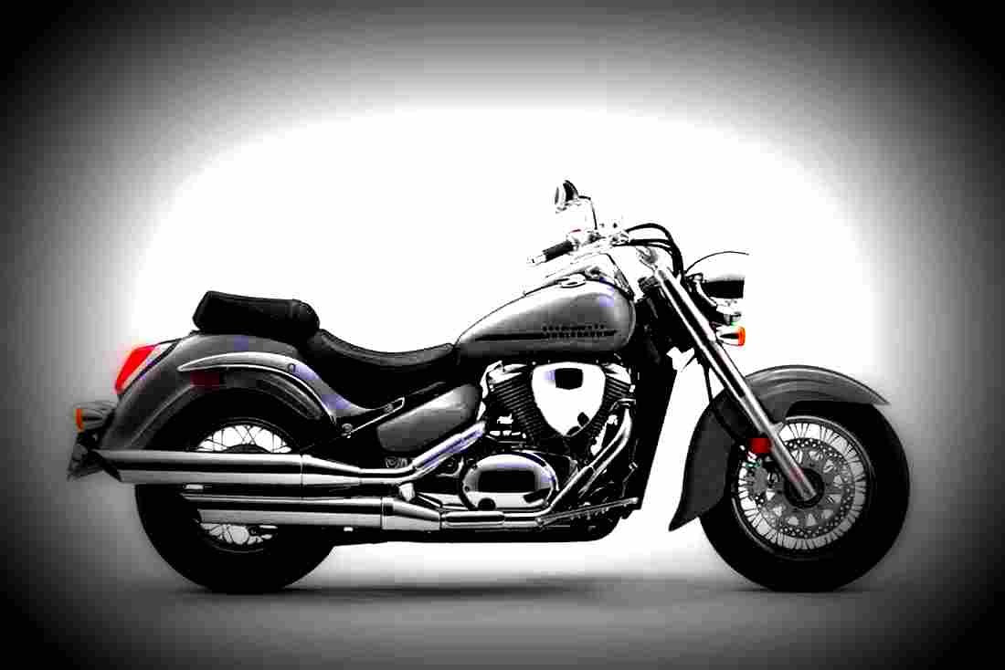 Suzuki Boulevard C50 2018 3 motorbike A4 Photo Print