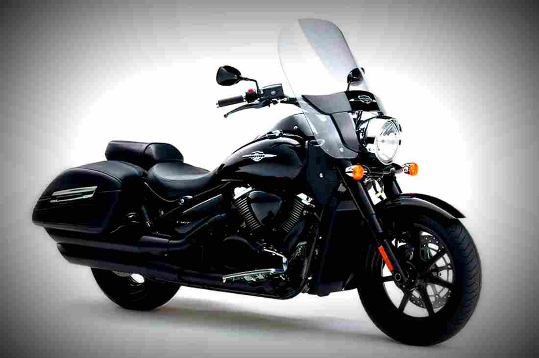 Suzuki Boulevard C90T 2018 3 motorbike A4 Photo Print