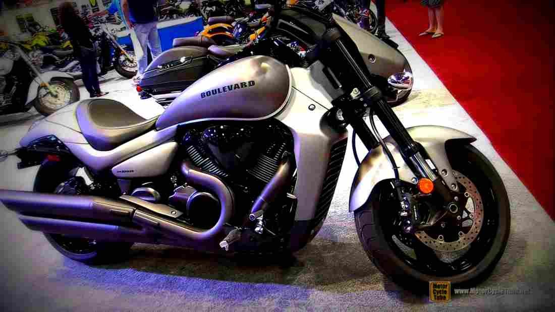 Suzuki Boulevard M109R 2017 4 motorbike A4 Photo Print