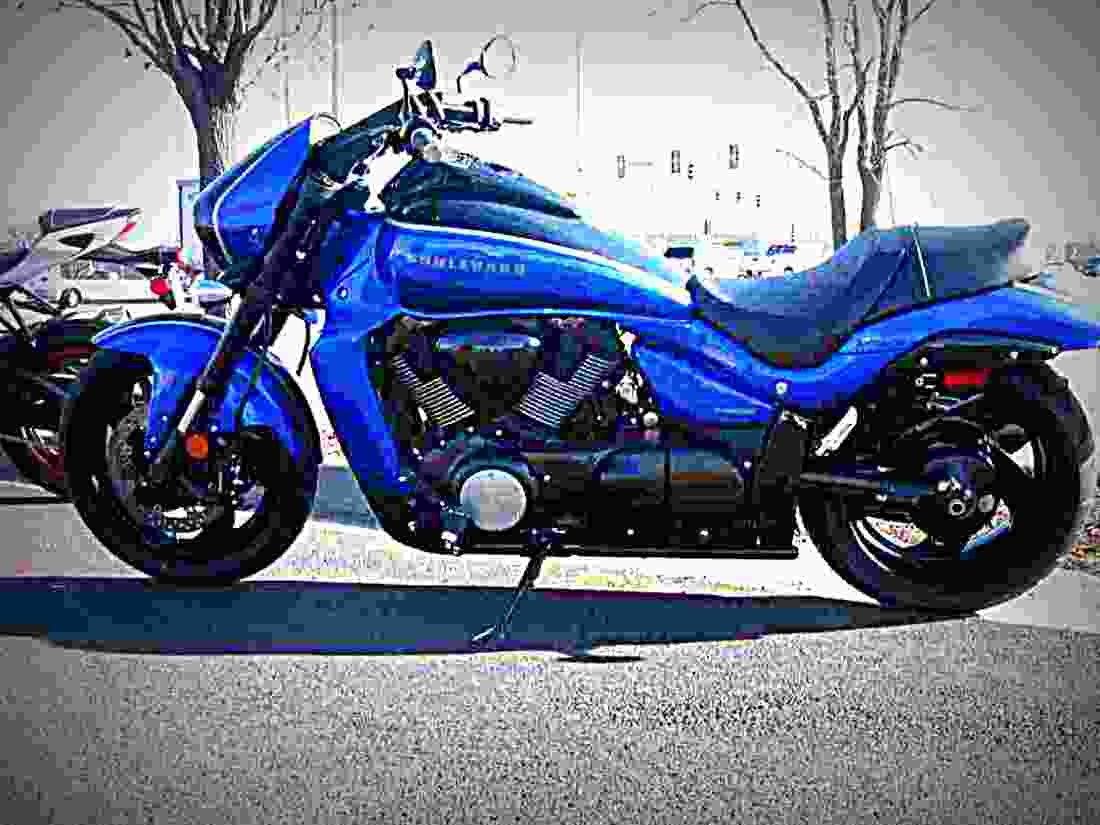 Suzuki Boulevard M109R B O S S 2017 4 motorbike A4 Photo Print