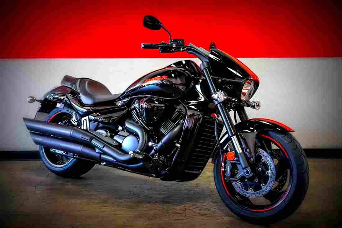 Suzuki Boulevard M109R B O S S 2018 2 motorbike A4 Photo Print