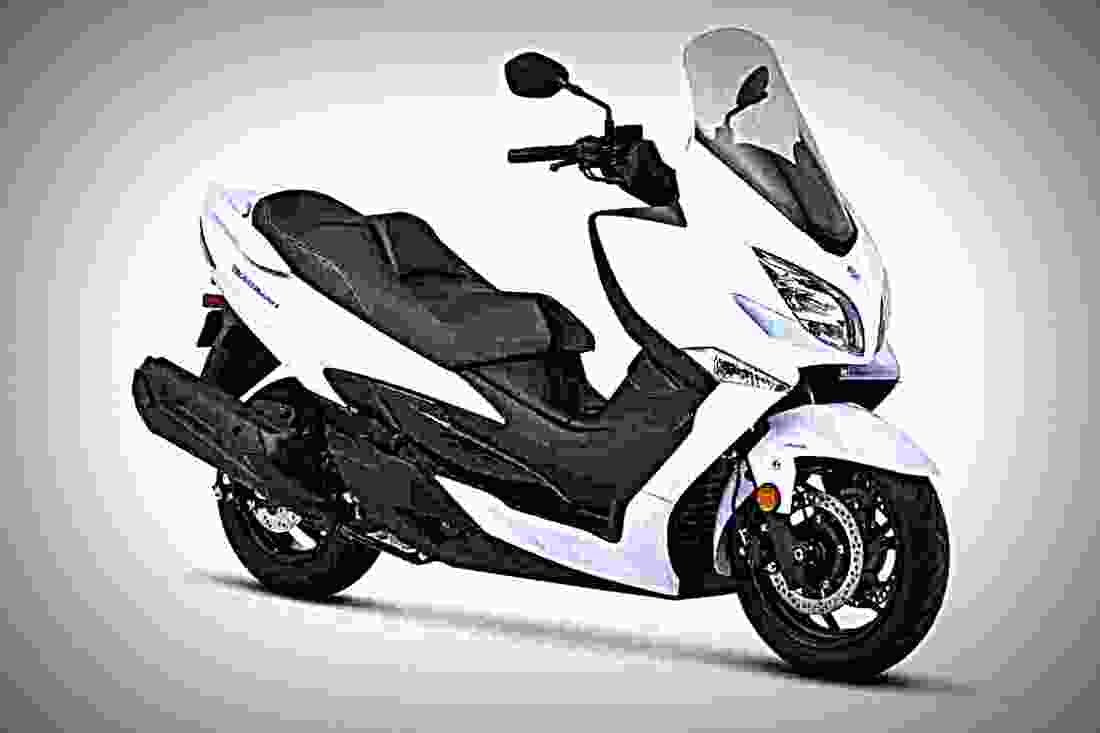Suzuki Burgman 125 2018 3 motorbike A4 Photo Print