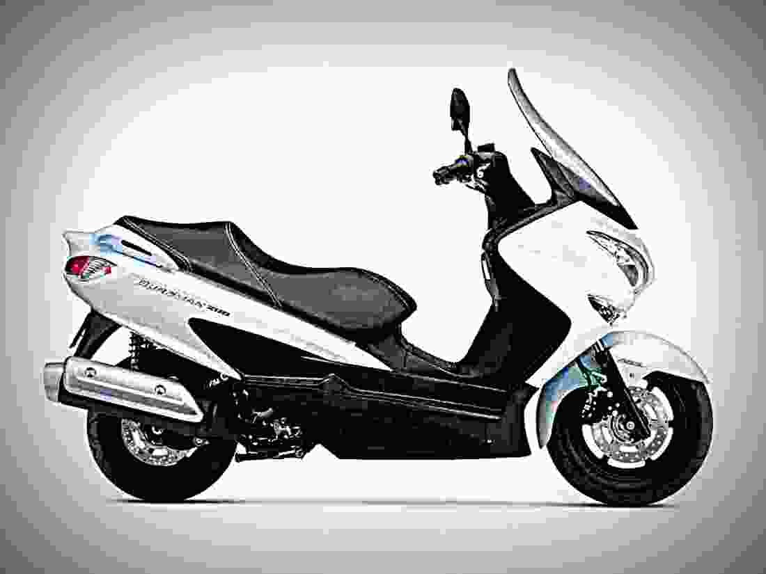 Suzuki Burgman 200 2017 4 motorbike A4 Photo Print