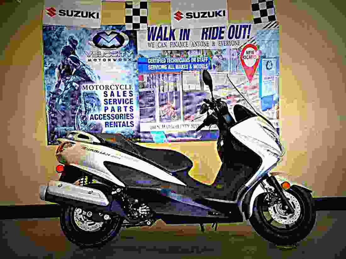 Suzuki Burgman 200 2018 2 motorbike A4 Photo Print