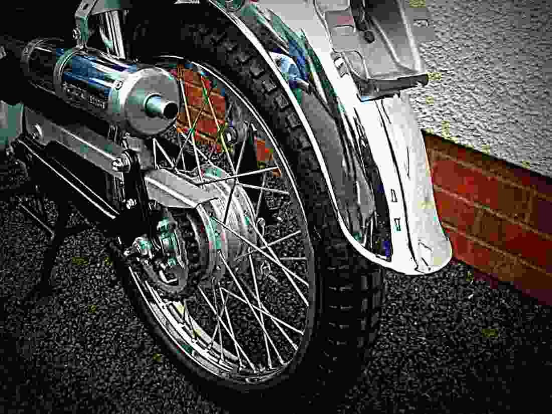 Suzuki Colleda Colleda 3 motorbike A4 Photo Print