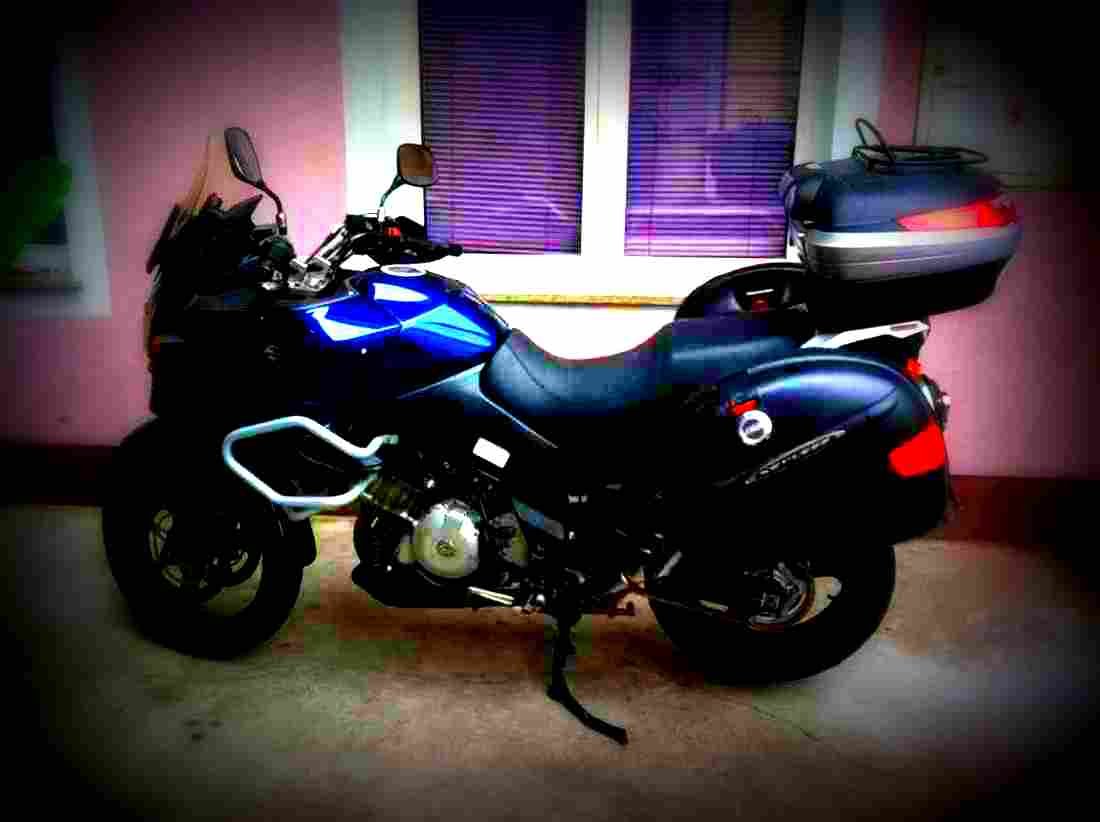 Suzuki DL 1000 V Strom 2006 3 motorbike A4 Photo Print