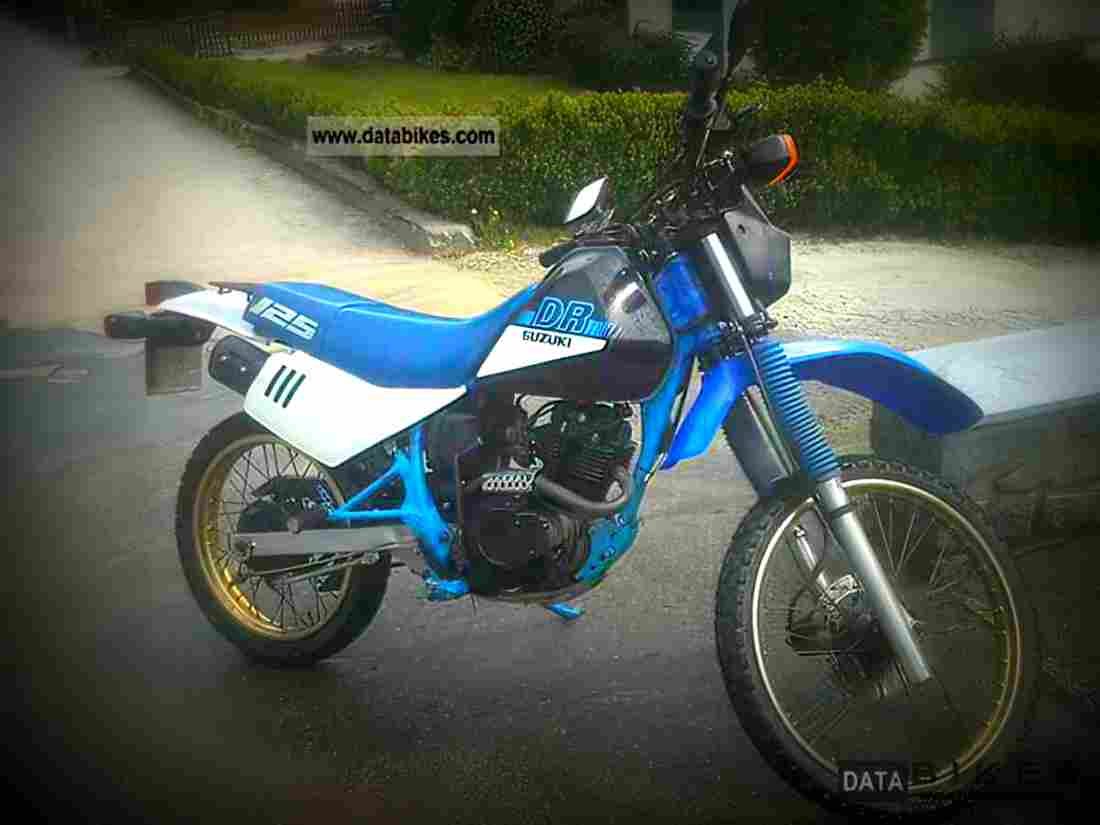 Suzuki DR 125 1991 6 motorbike A4 Photo Print