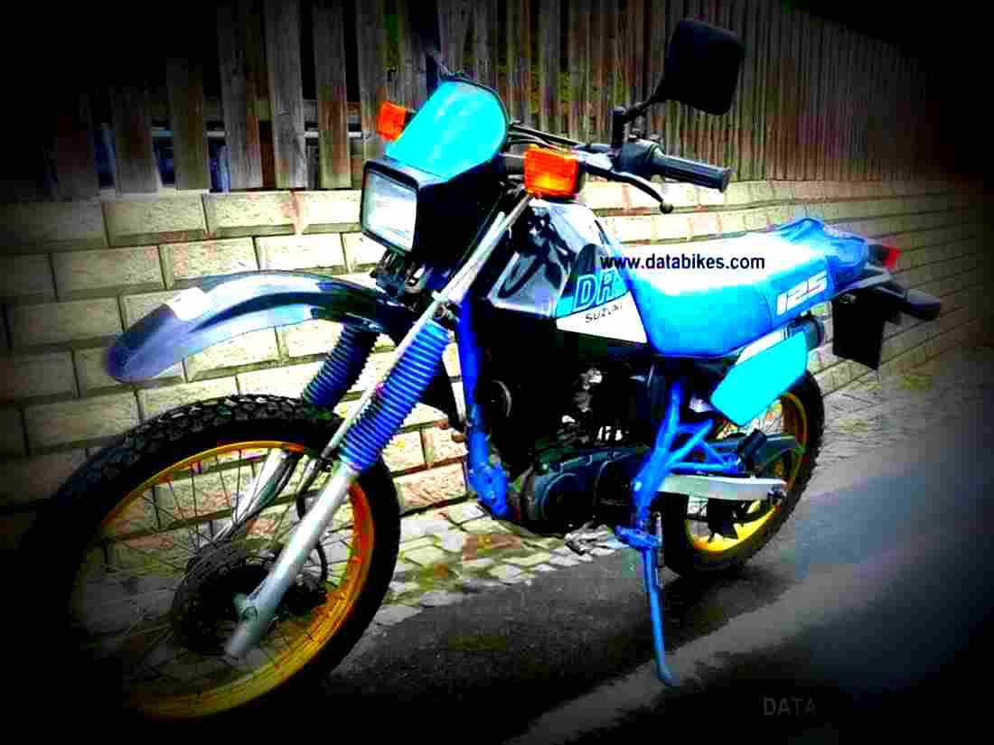 Suzuki DR 125 1992 4 motorbike A4 Photo Print