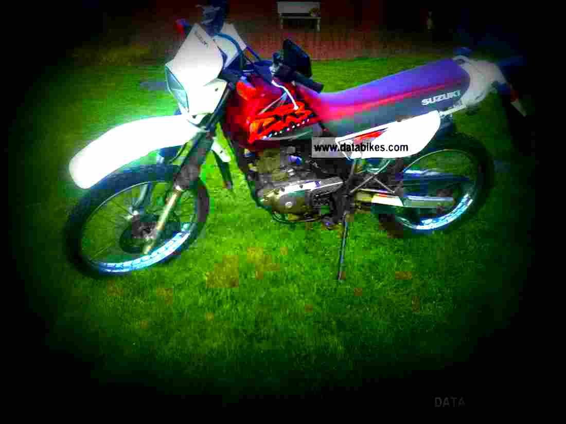 Suzuki DR 125 SE 1997 3 motorbike A4 Photo Print