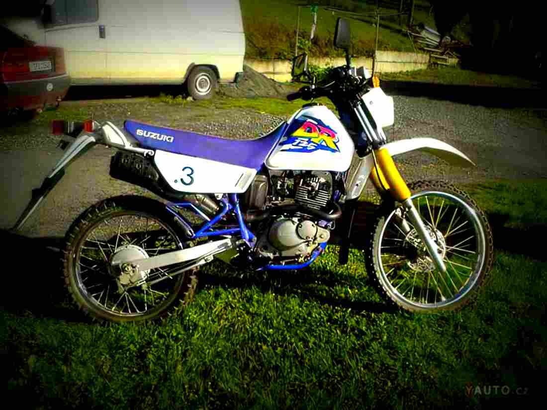Suzuki DR 125 SE 1998 4 motorbike A4 Photo Print