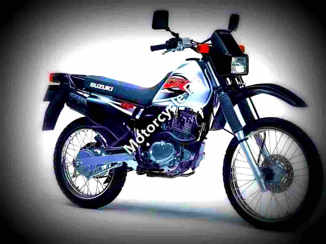 Suzuki DR 125 SE 2000 4 motorbike A4 Photo Print