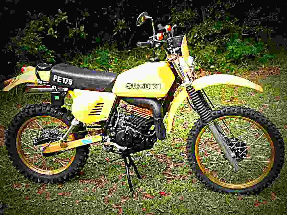 Suzuki DR 250 S 1983 6 motorbike A4 Photo Print