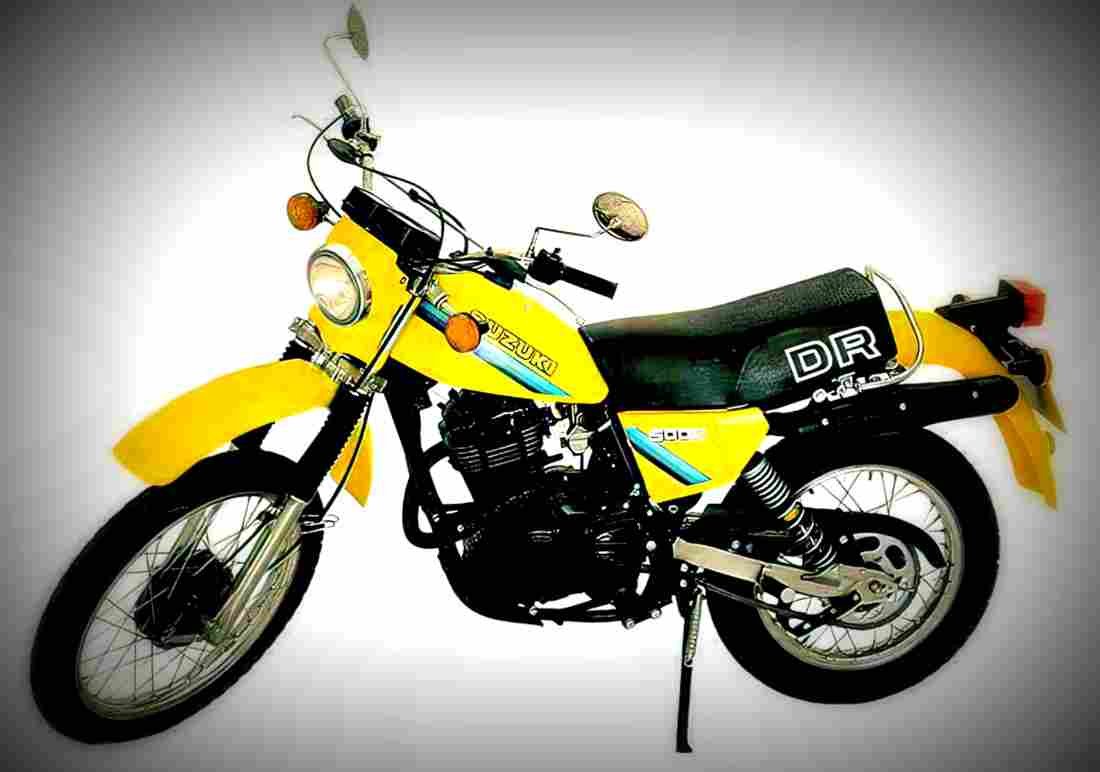 Suzuki DR 500 S 1982 3 motorbike A4 Photo Print