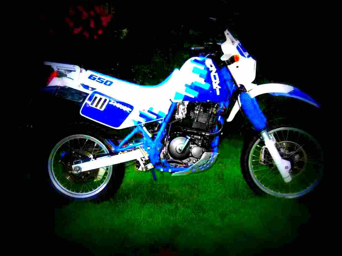 Suzuki DR 600 R Dakar 1987 3 motorbike A4 Photo Print