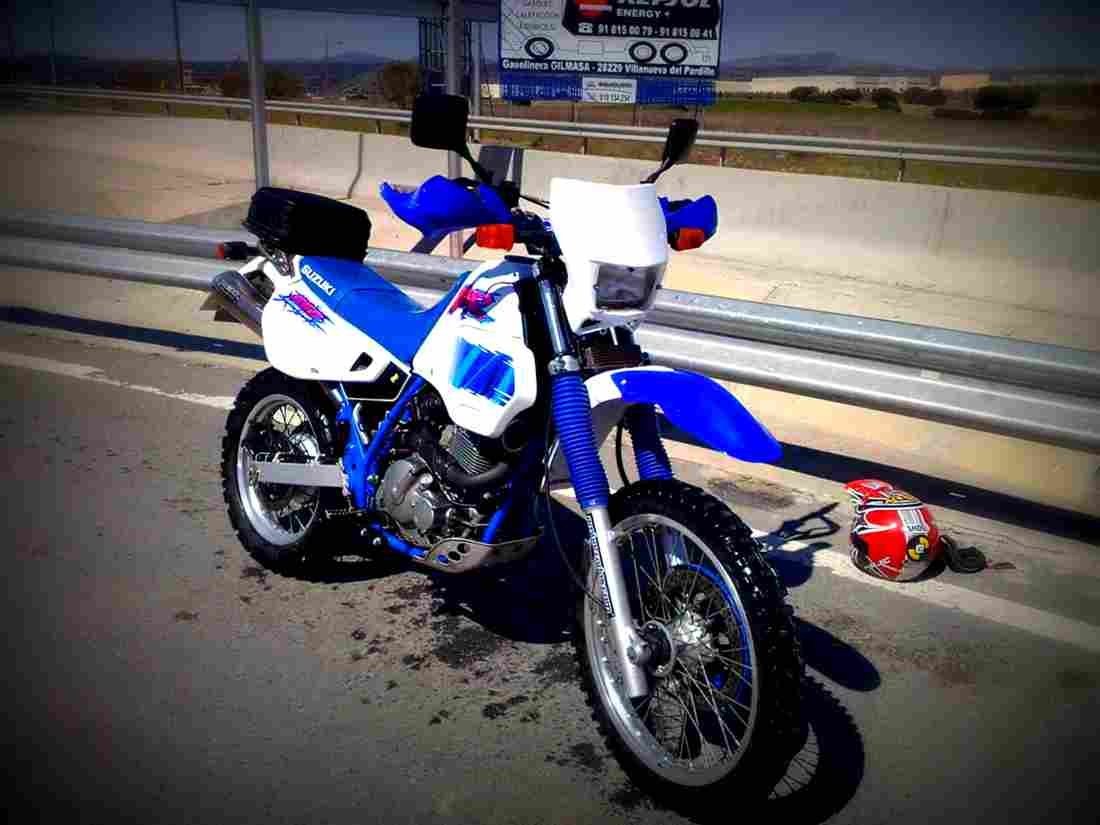 Suzuki DR 650 R Dakar (reduced effect) 1990 6 motorbike A4 Photo Print