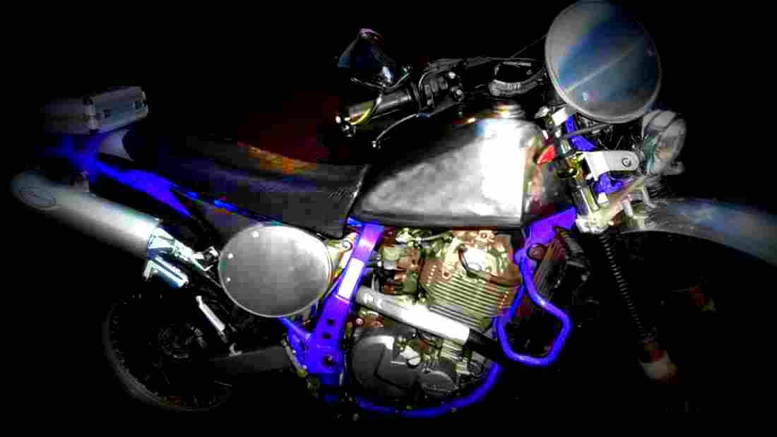 Suzuki DR 650 SE 1996 4 motorbike A4 Photo Print