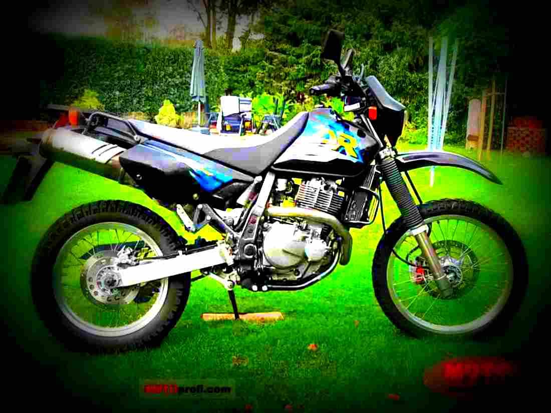 Suzuki DR 650 SE 1998 1 motorbike A4 Photo Print