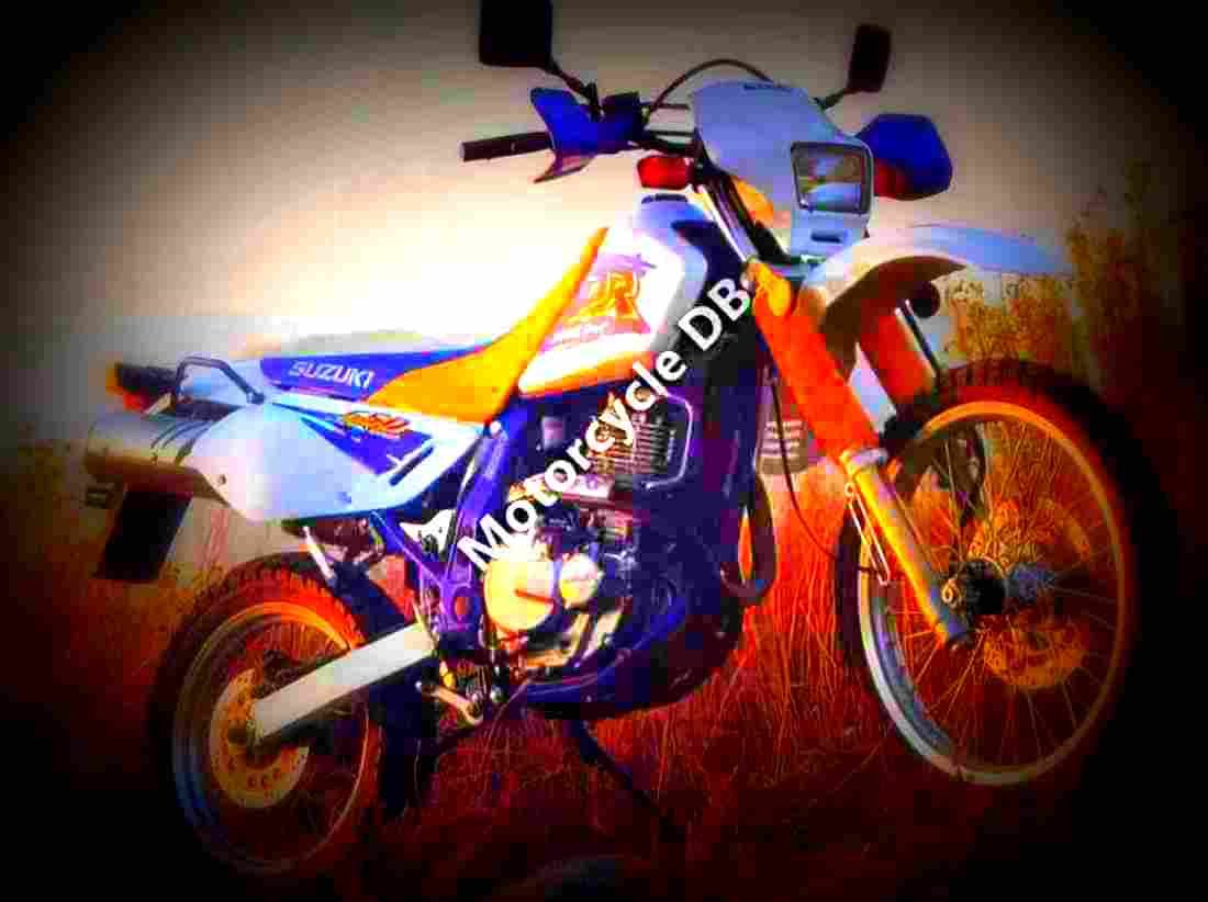 Suzuki DR 650 SE 2001 2 motorbike A4 Photo Print