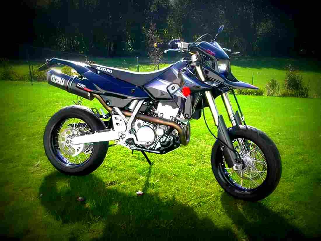 Suzuki DR Z 400 2003 4 motorbike A4 Photo Print