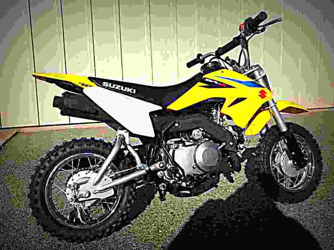 Suzuki DR Z70 2018 2 motorbike A4 Photo Print
