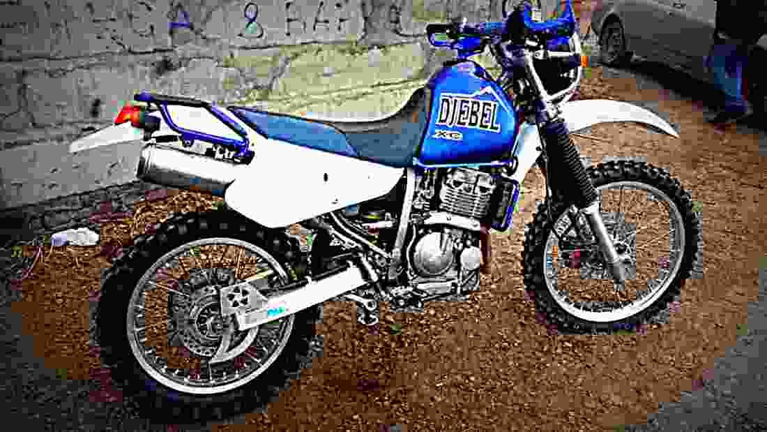Suzuki Djebel 250 XC 2002 3 motorbike A4 Photo Print