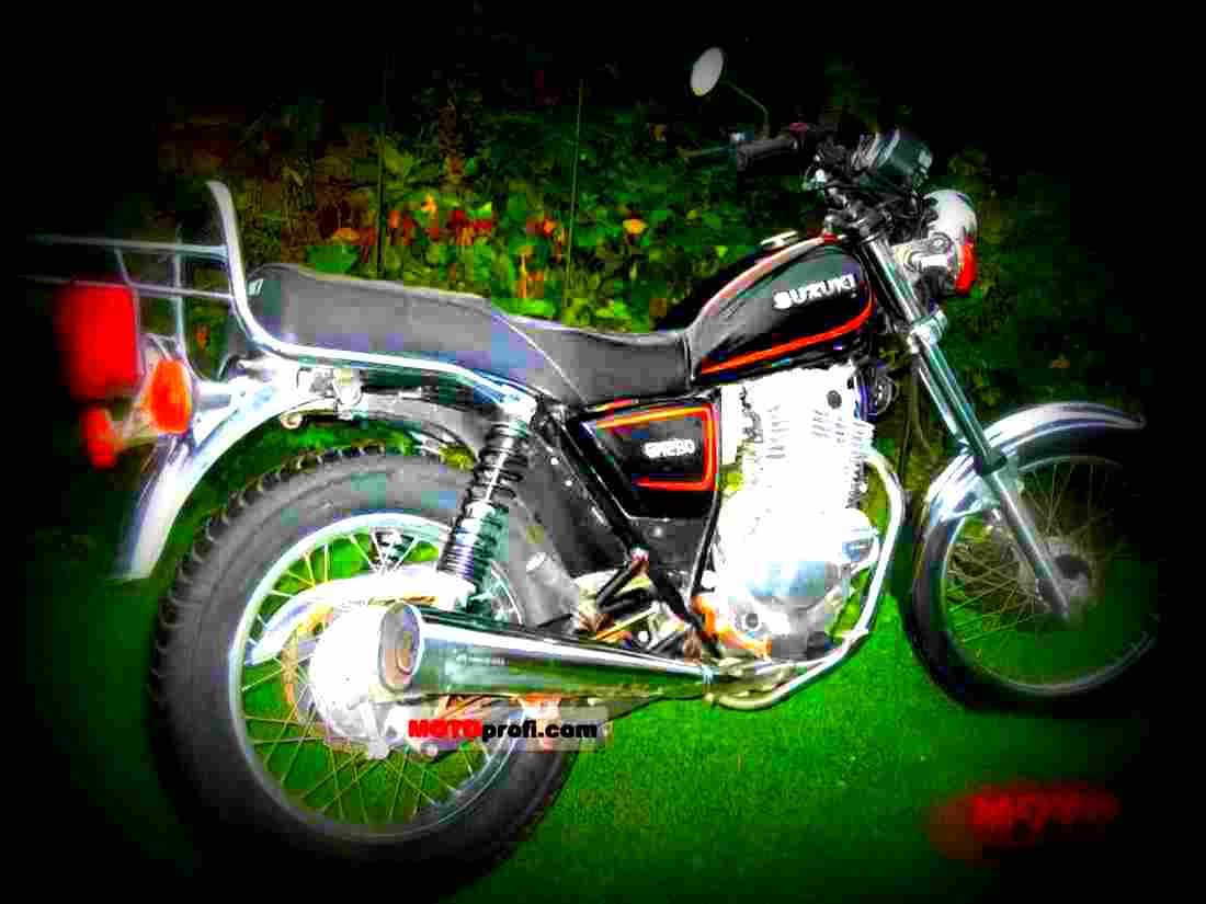 Suzuki GN 250 1993 5 motorbike A4 Photo Print