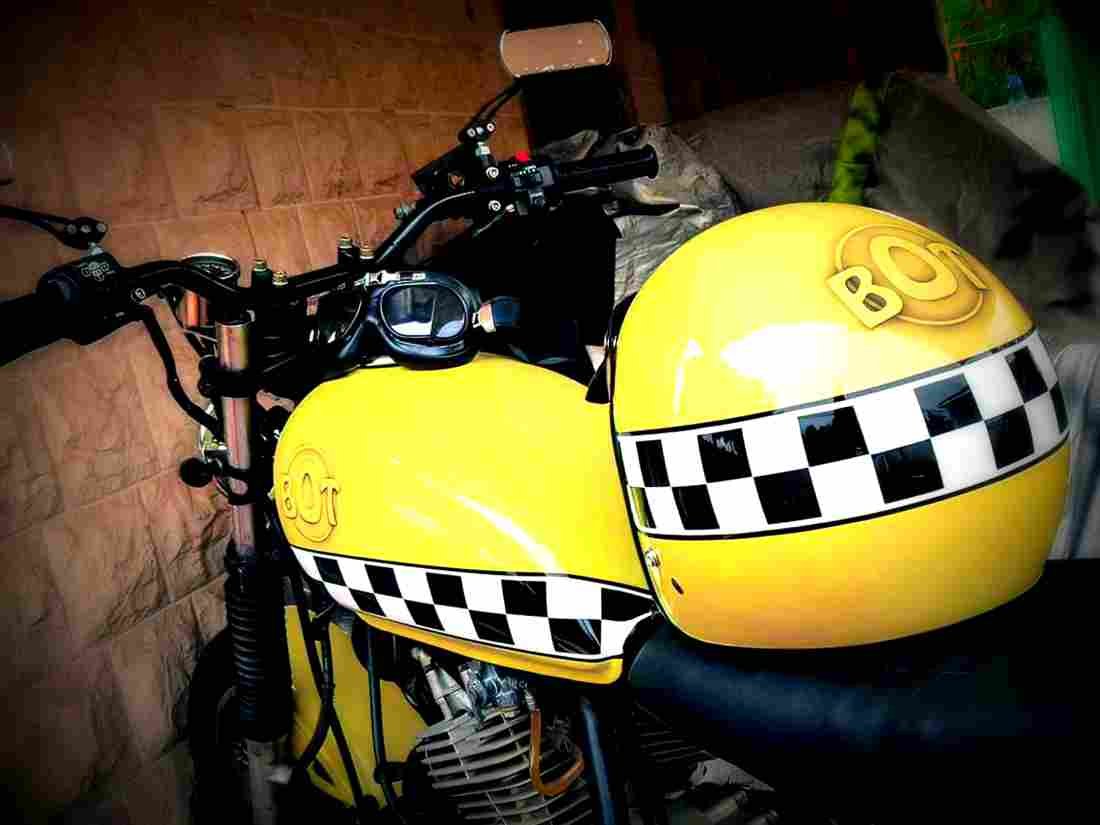 Suzuki GN 250 1993 6 motorbike A4 Photo Print