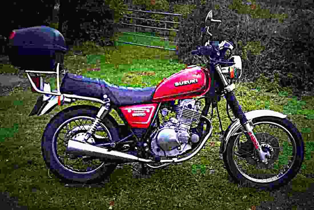 Suzuki GN 250 1994 4 motorbike A4 Photo Print
