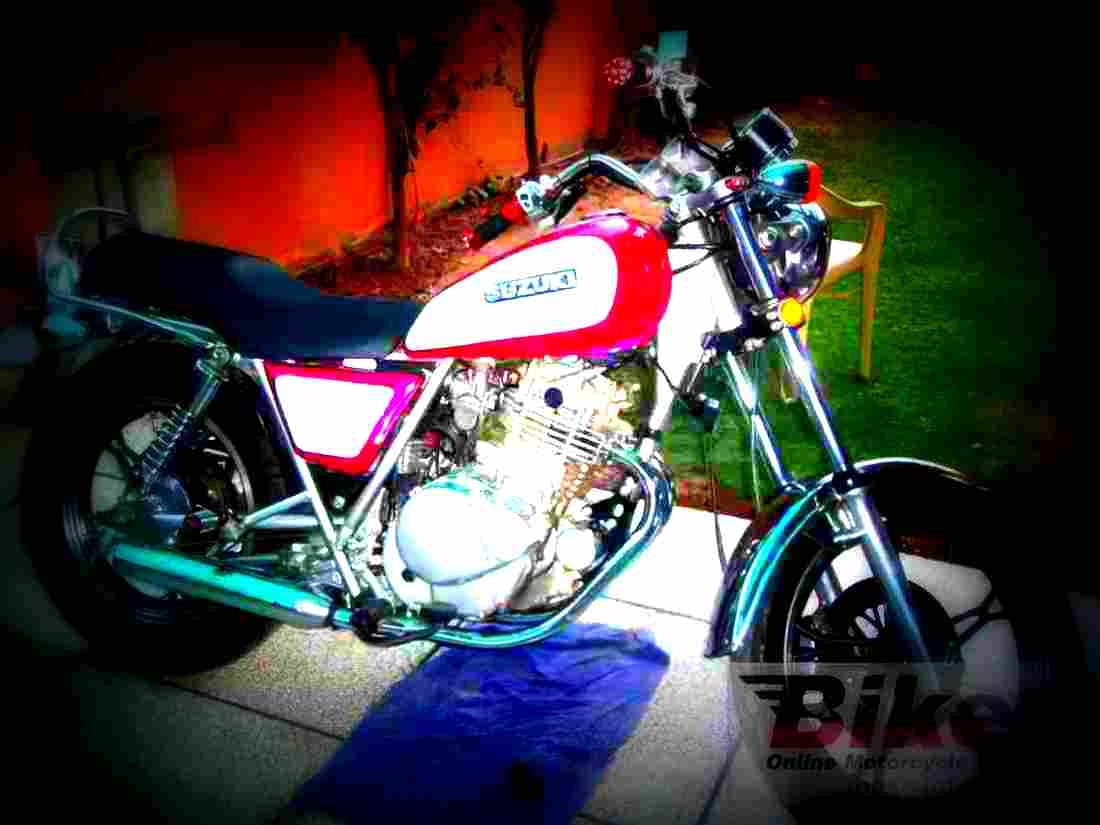 Suzuki GN 250 E 1991 1 motorbike A4 Photo Print