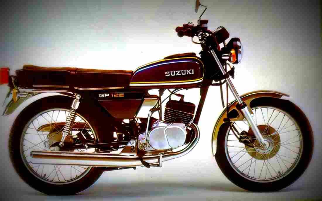 Suzuki GP 125 1979 4 motorbike A4 Photo Print