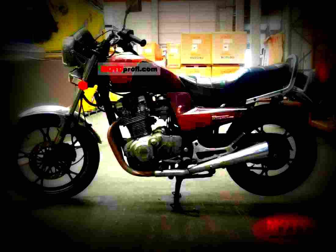 Suzuki GR 650 1983 2 motorbike A4 Photo Print