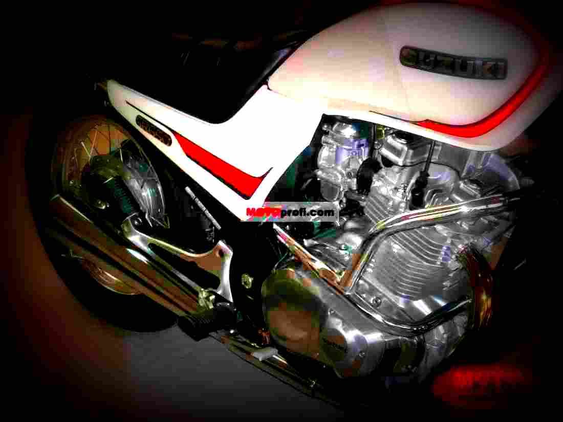 Suzuki GR 650 X 1985 4 motorbike A4 Photo Print