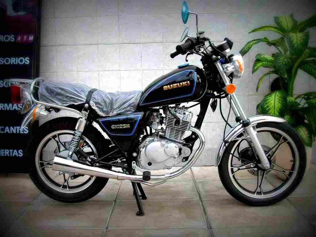 Suzuki GS 125 ES 1997 6 motorbike A4 Photo Print