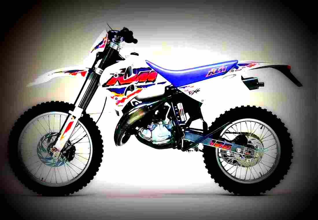 Suzuki GS 125 ES 1998 6 motorbike A4 Photo Print