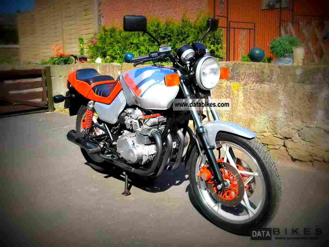 Suzuki GS 550 M Katana 1982 5 motorbike A4 Photo Print